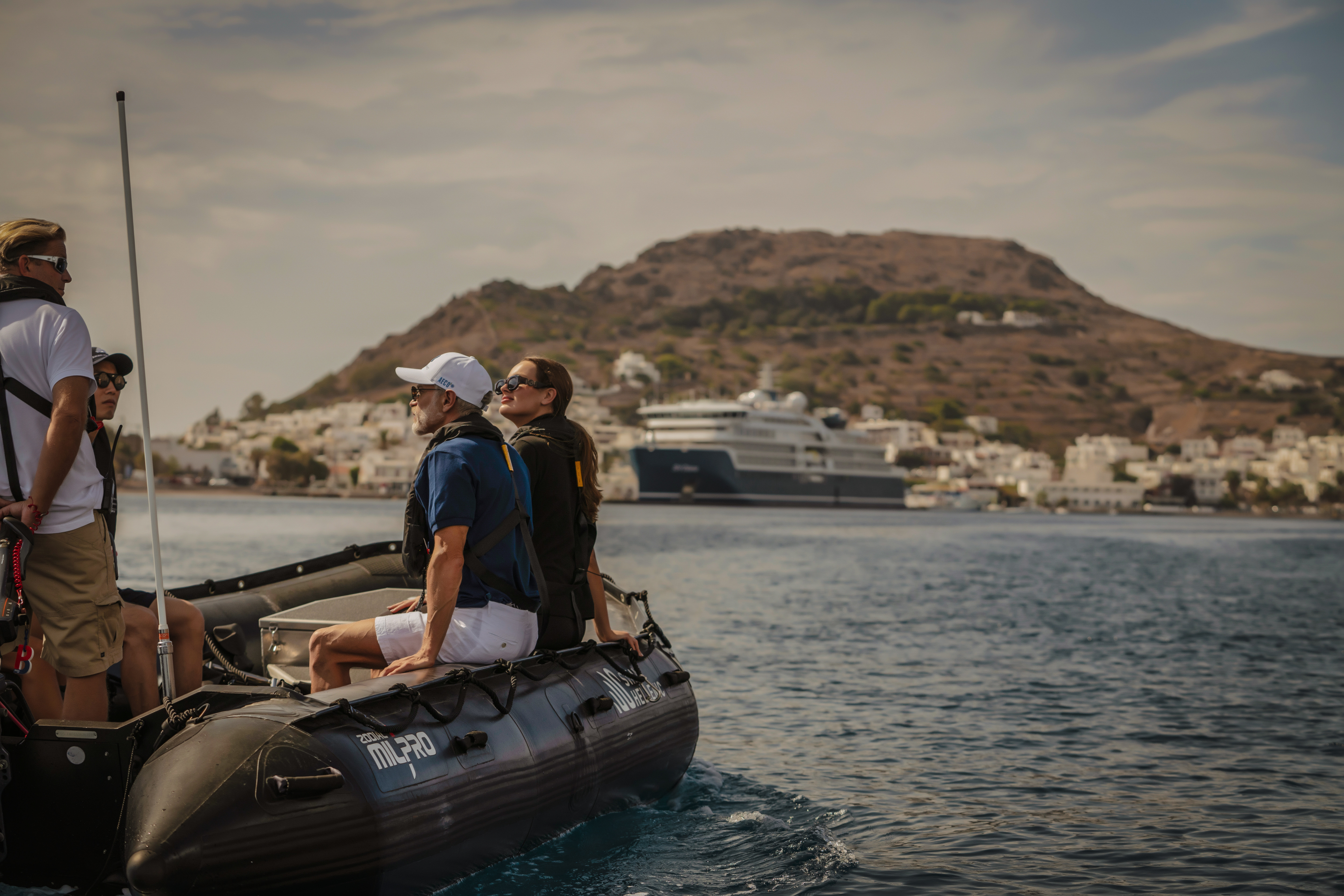 Excursions on SH Diana